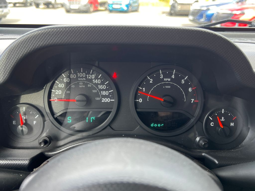 jeep-wrangler-3-8-v6-146kw-4x4 - 9
