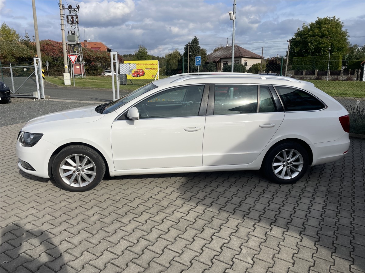 skoda-superb-2-0-tdi-103-kw-digiklima-tz-xenony-ii - 4