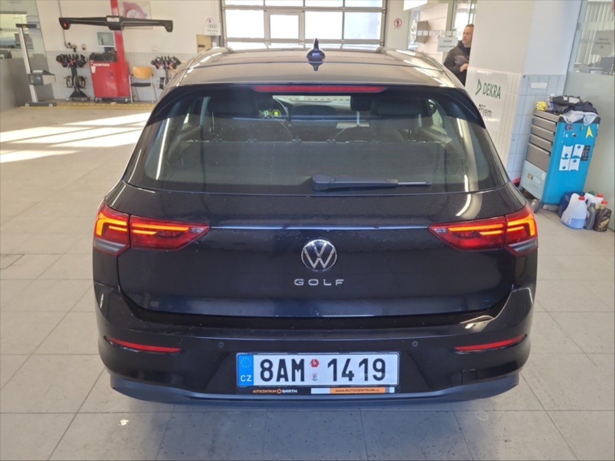 volkswagen-golf-1-0-tsi-81kw - 4