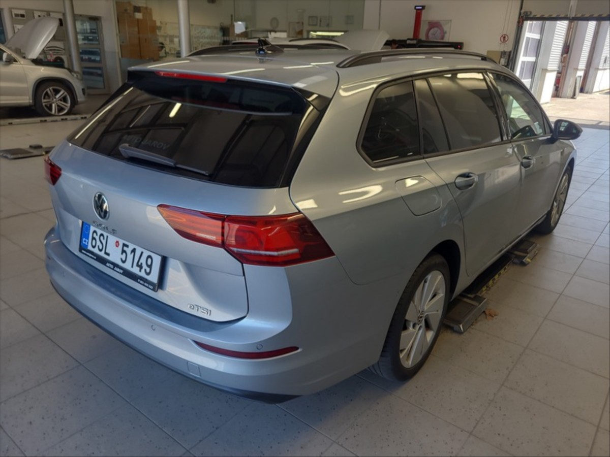 volkswagen-golf-variant-1-5-etsi-dsg-85kw - 5