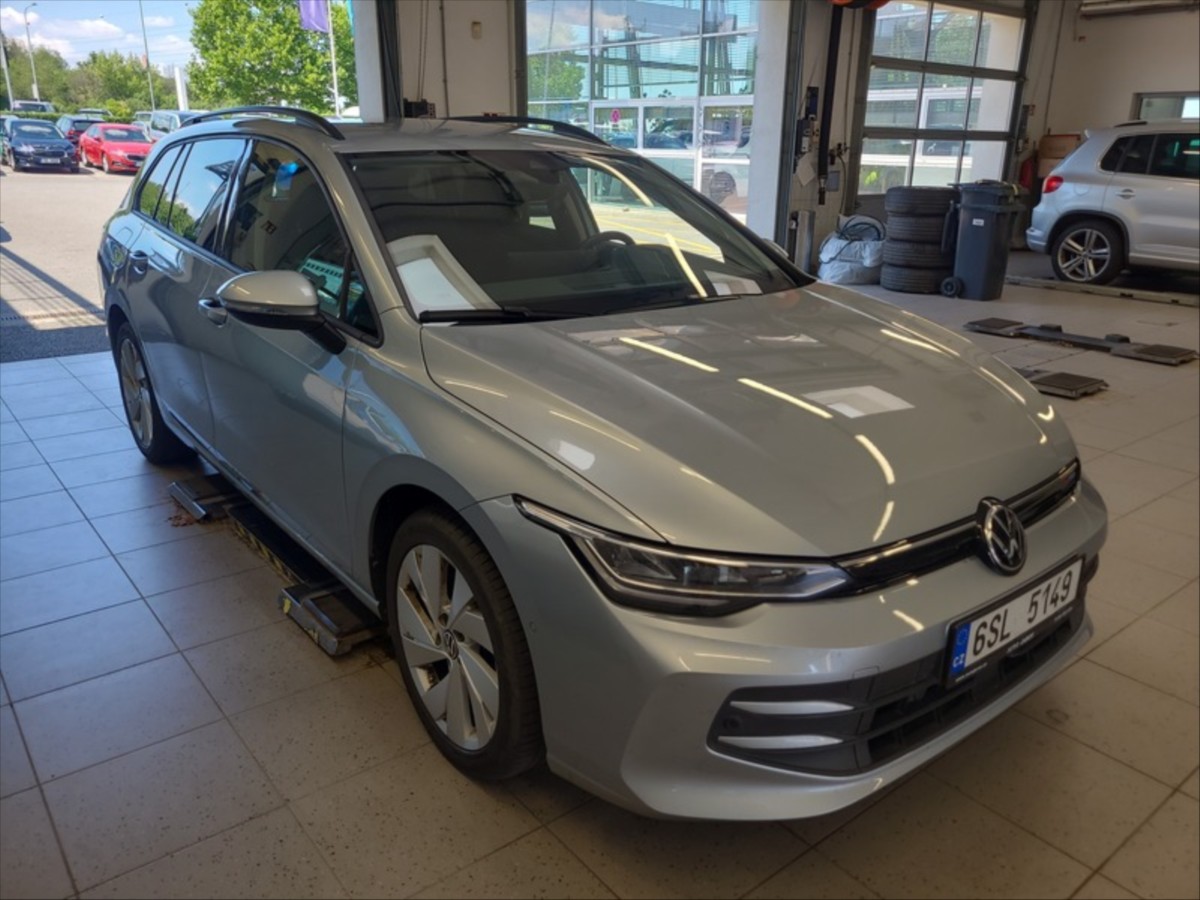 volkswagen-golf-variant-1-5-etsi-dsg-85kw - 6