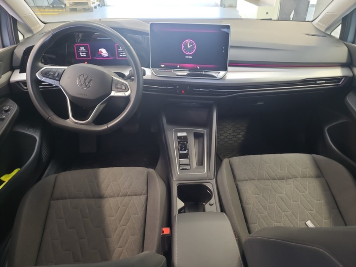 volkswagen-golf-variant-1-5-etsi-dsg-85kw - 8