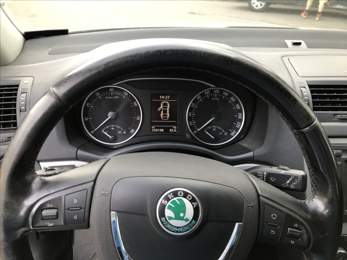 skoda-octavia-1-4-tsi-90kw - 9