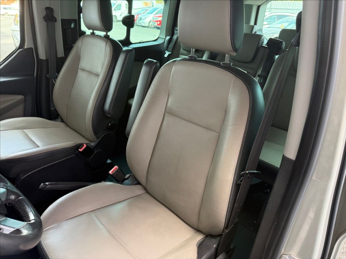 ford-tourneo-custom-2-2-titaniumx-92kw-po-servisu - 9