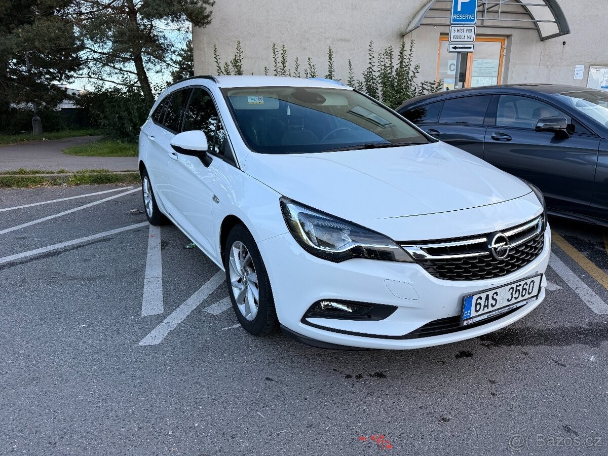 opel-astra-1-4-k-sports-tourer - 1