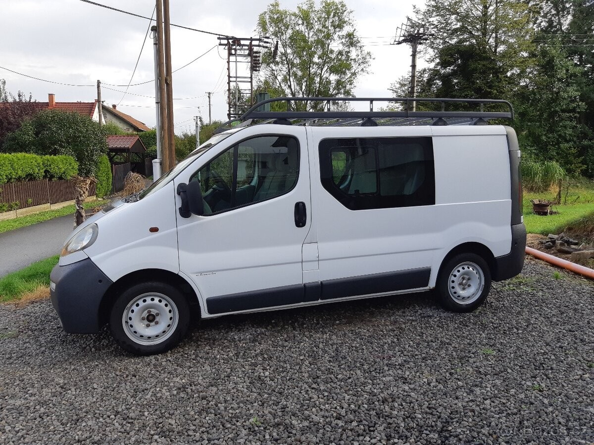 opel-vivaro-1-9-74kw - 1
