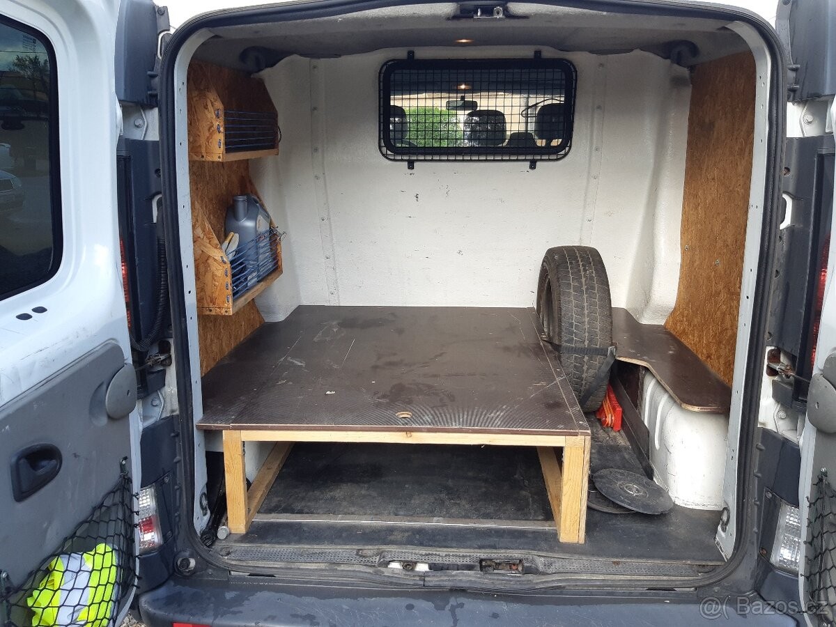 opel-vivaro-1-9-74kw - 2