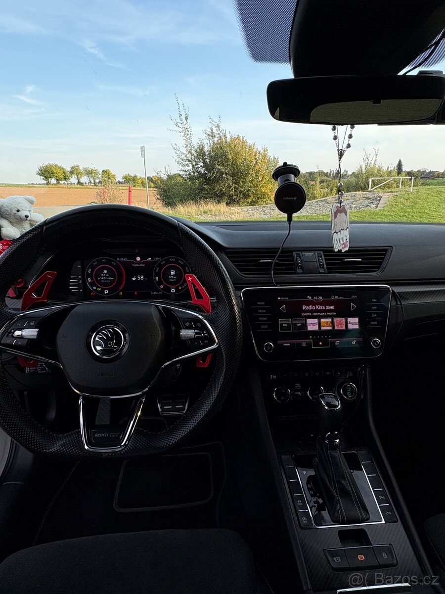 skoda-superb-2-0-sportline - 6