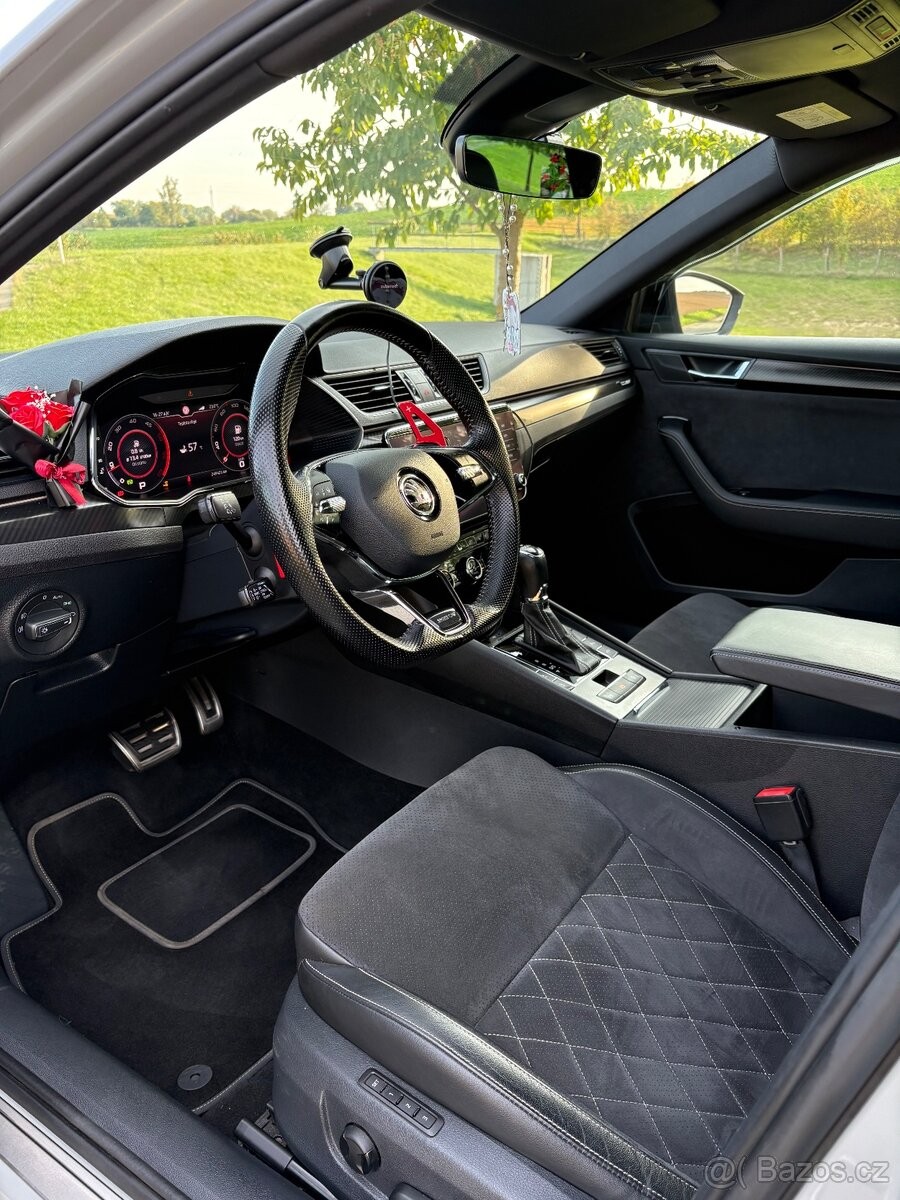skoda-superb-2-0-sportline - 9