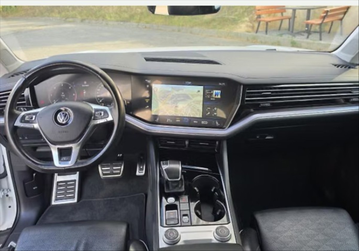 volkswagen-touareg-3-0 - 5