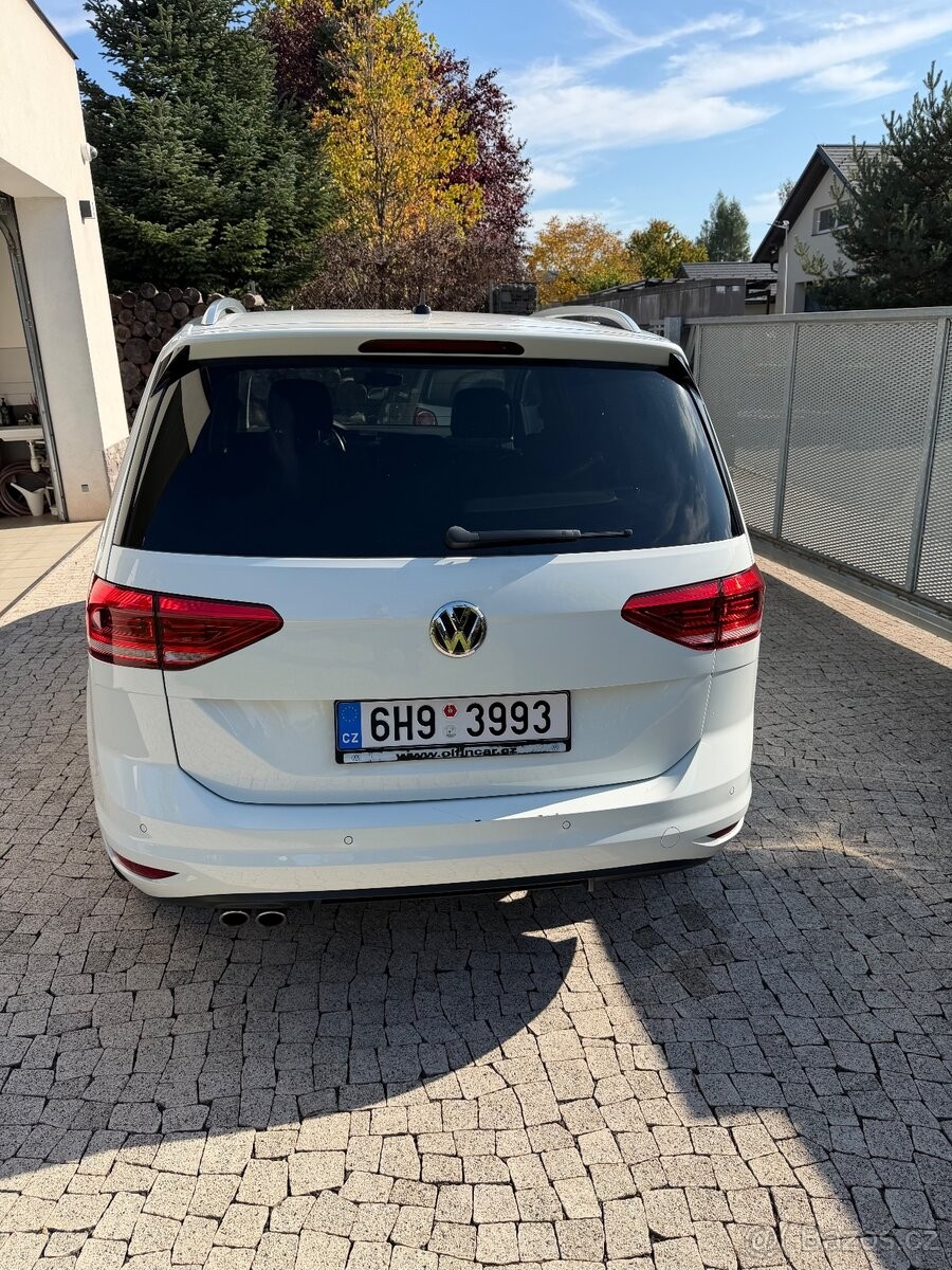 volkswagen-touran-2-0-tdi-140kw-highline - 2