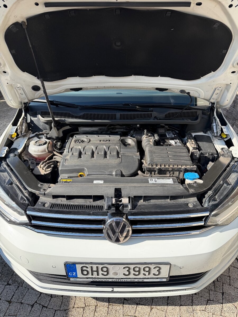 volkswagen-touran-2-0-tdi-140kw-highline - 6
