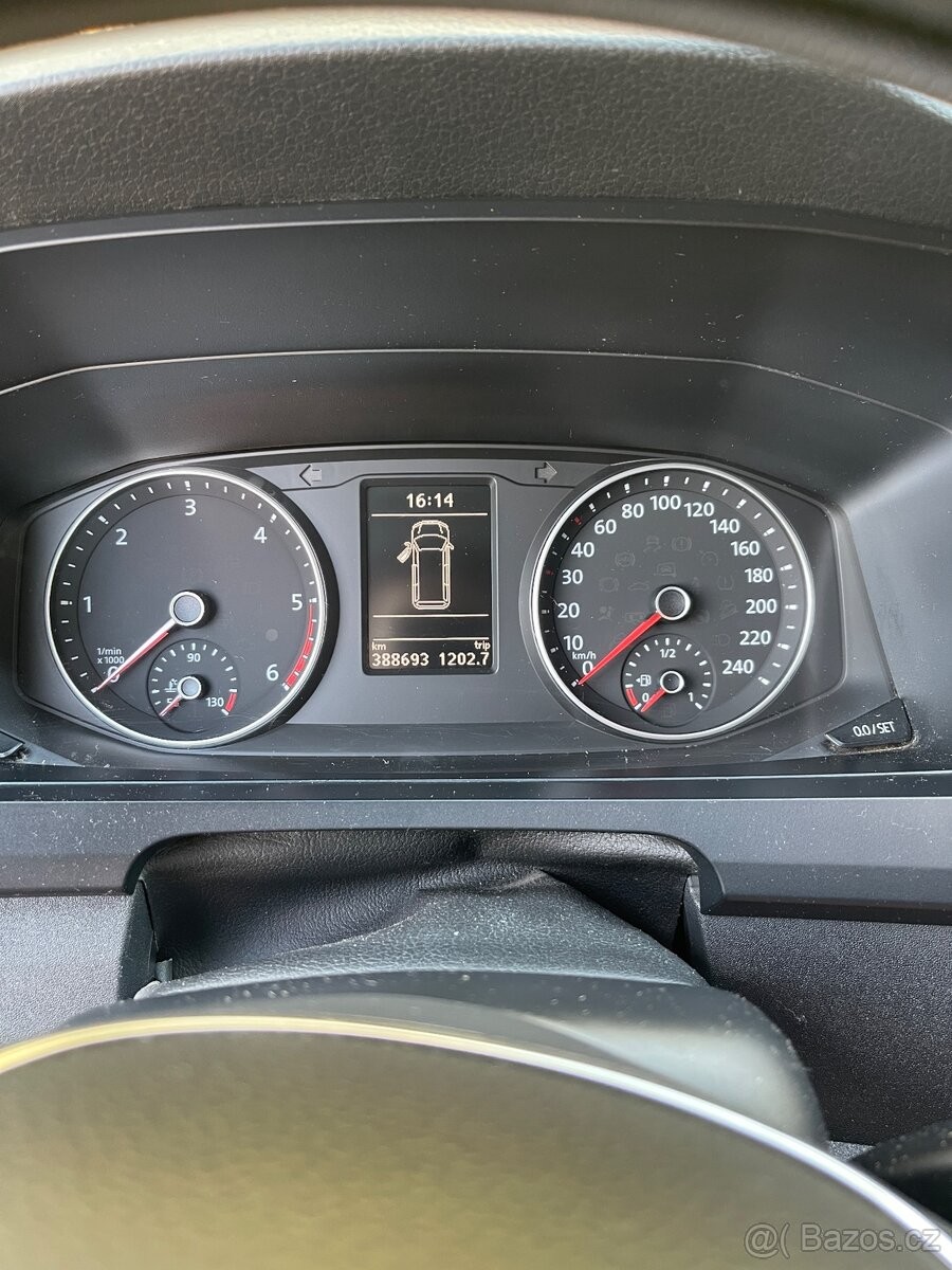 volkswagen-transporter-2-0-tdi-110kw - 7
