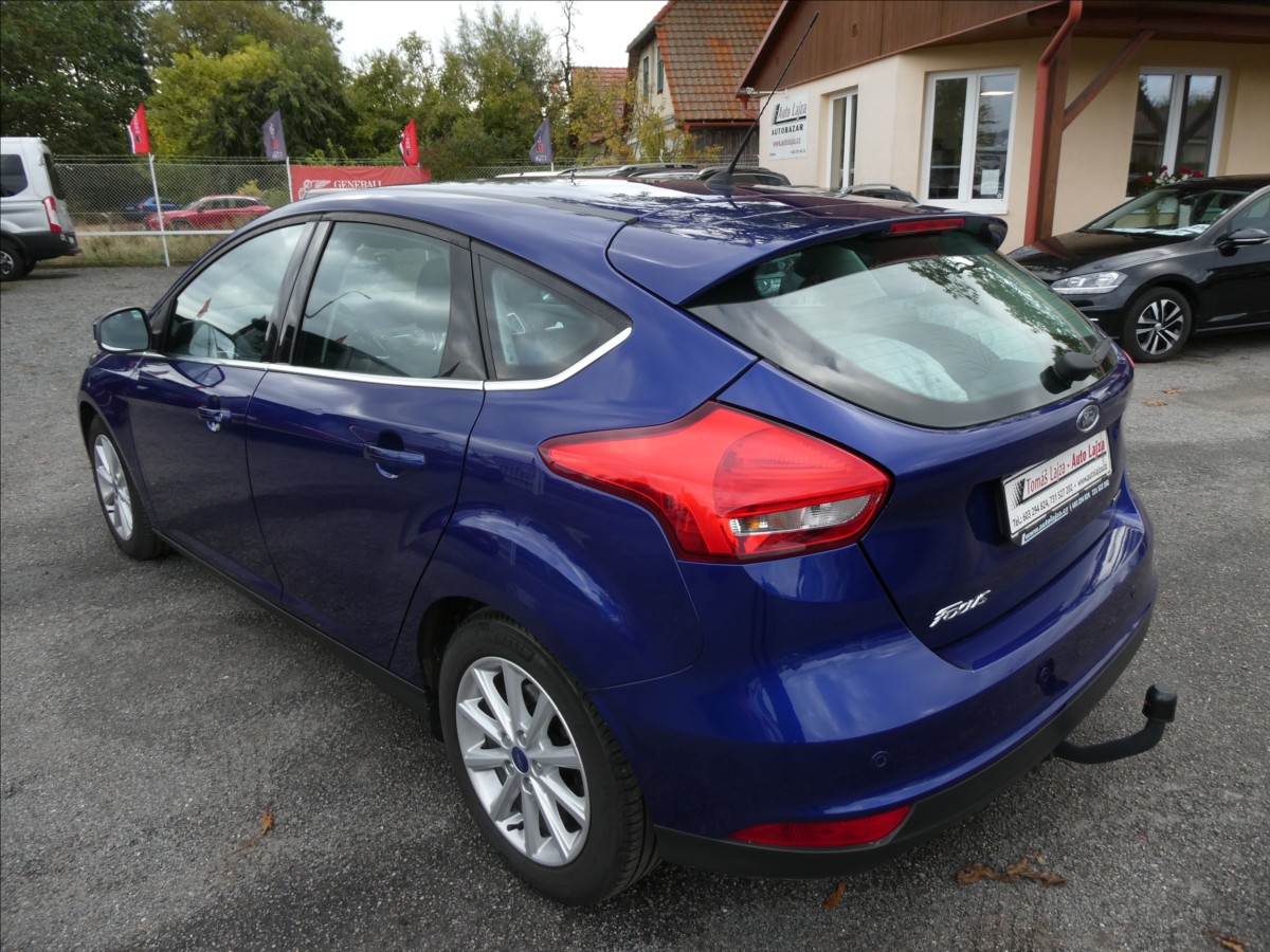 ford-focus-1-5-110kw-1-majitel-serviska - 6