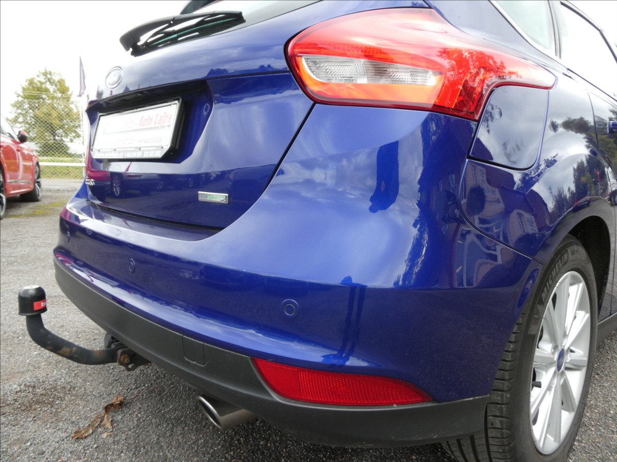 ford-focus-1-5-110kw-1-majitel-serviska - 9