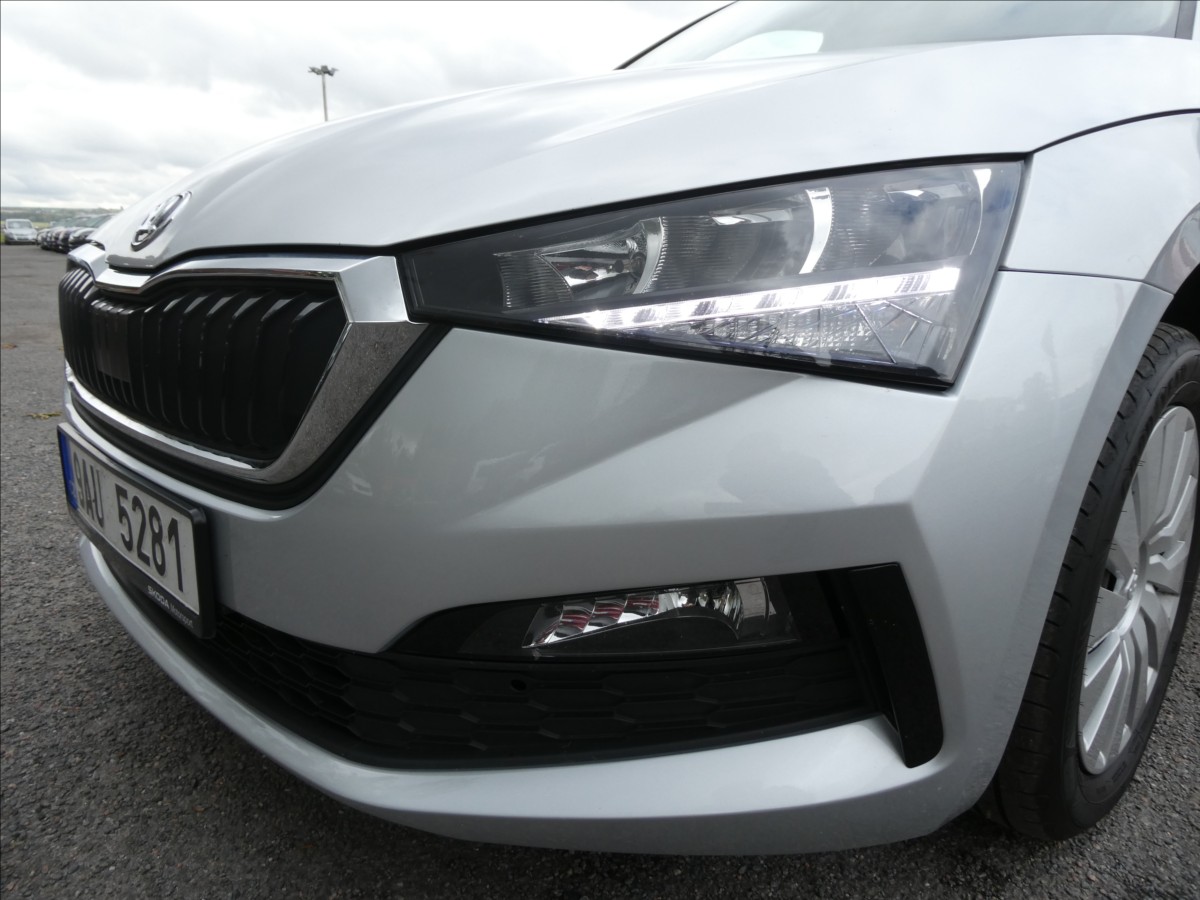skoda-scala-1-0-tsi-70kw-cr-dph-klima - 3