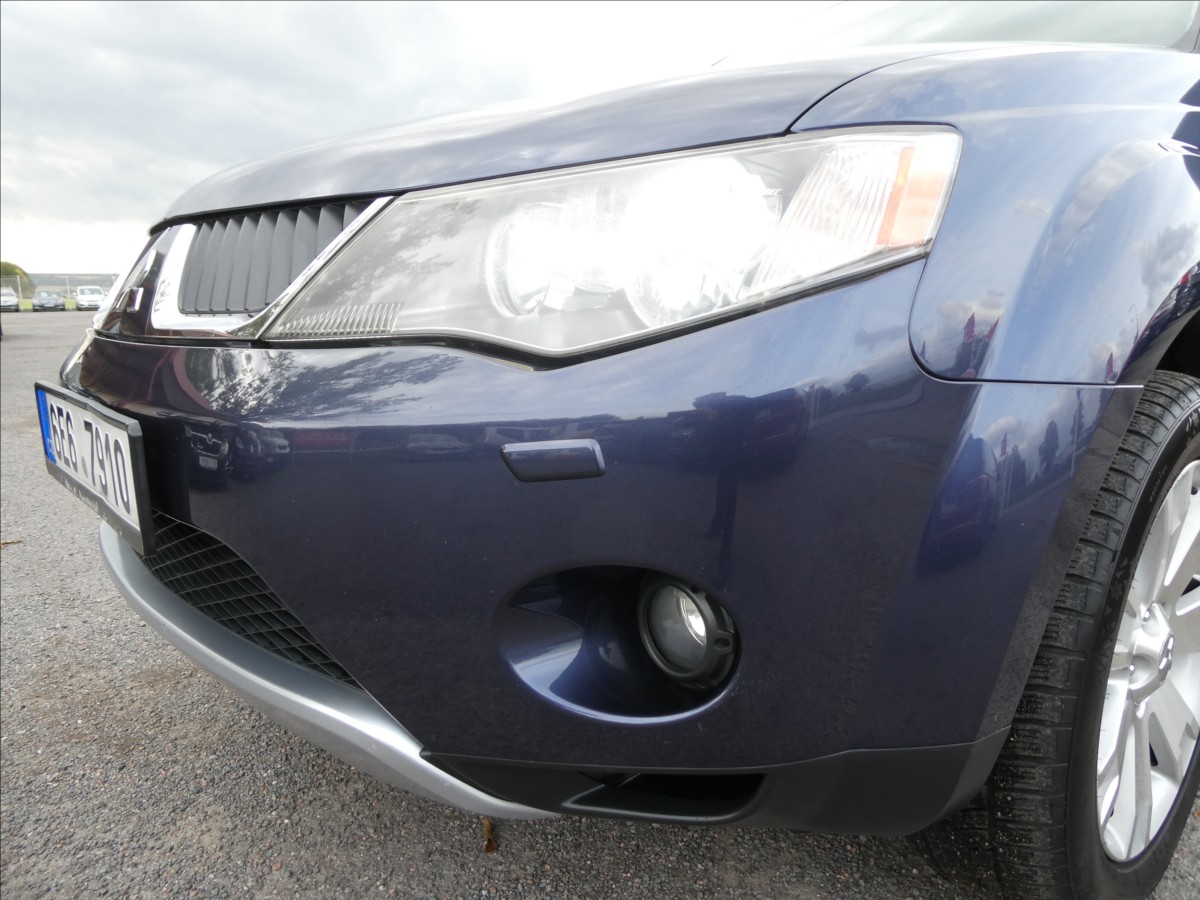mitsubishi-outlander-2-4-i-125kw-7-mist-4x4-automat - 3