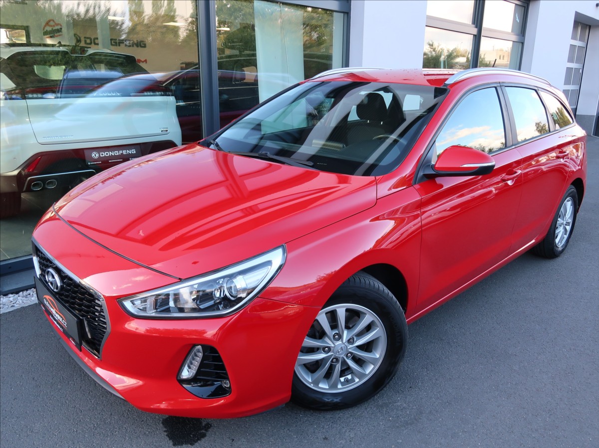 Hyundai i30 1,0 T-GDi,88kW,NovéČR,Serv.kn.