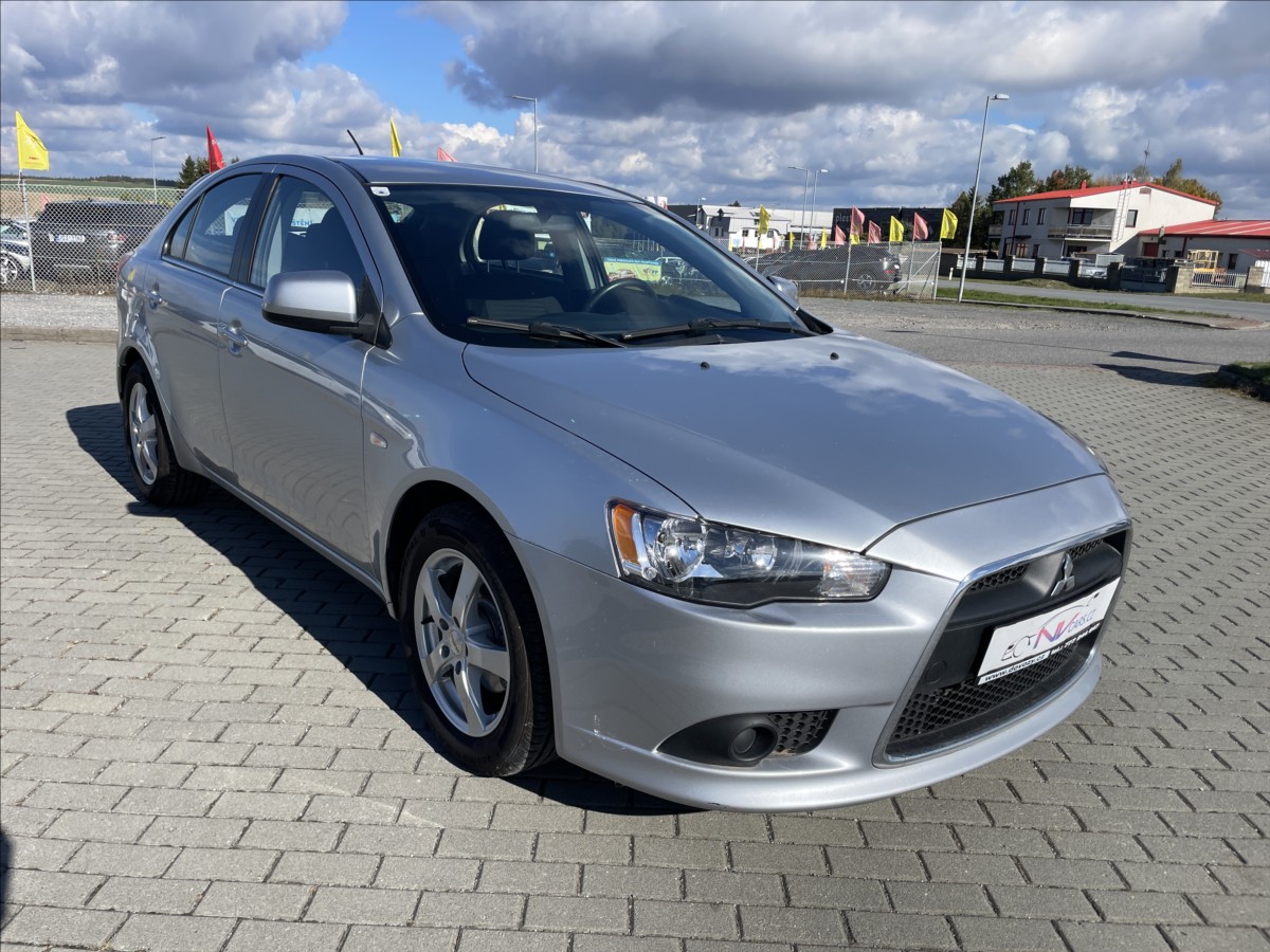 mitsubishi-lancer-1-6-i-86kw-invite-klima-tazne - 5