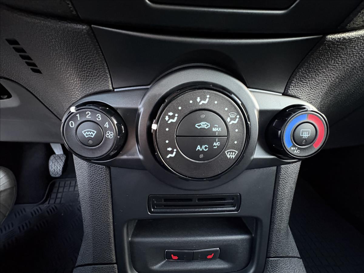 ford-fiesta-1-2-i-60kw-cz-5dv-klima-vyhrev - 8