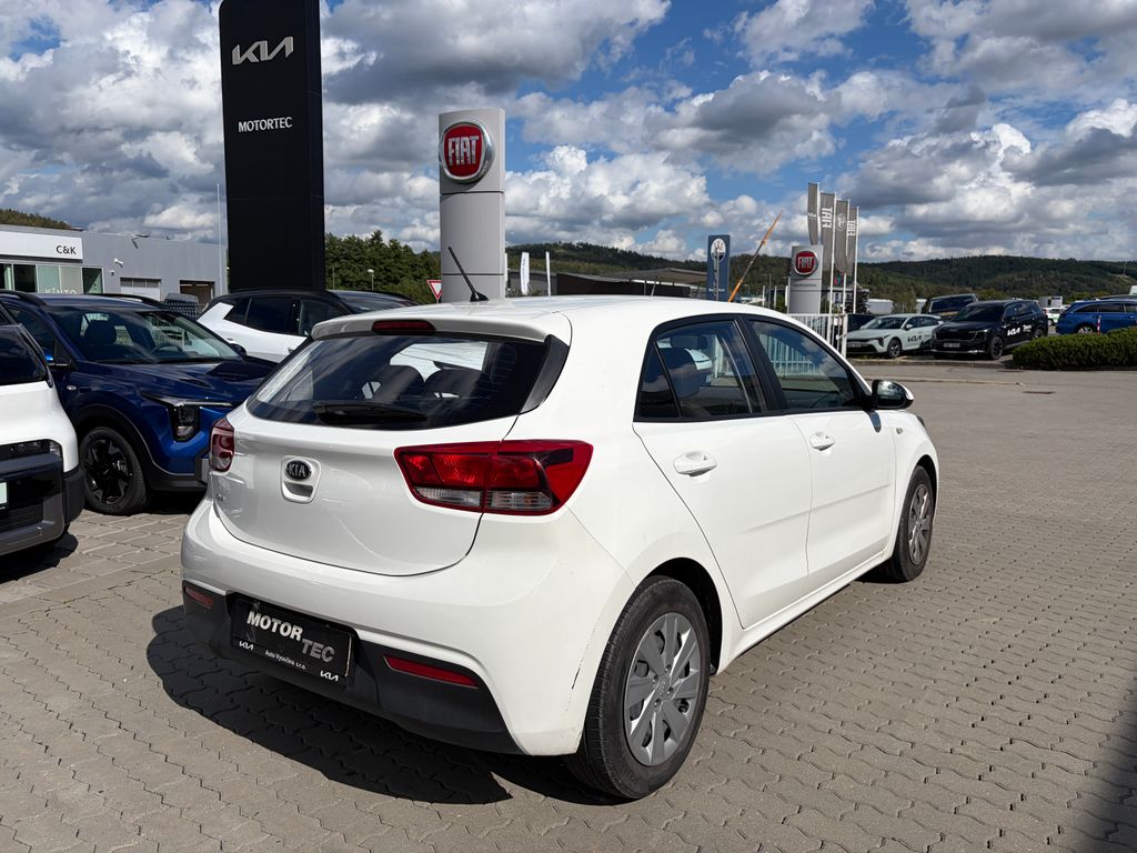 kia-rio-1-25-cvvt-62kw - 2