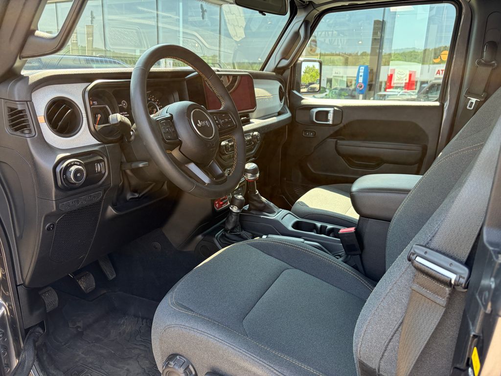 jeep-wrangler-3-6-v6-willys - 4