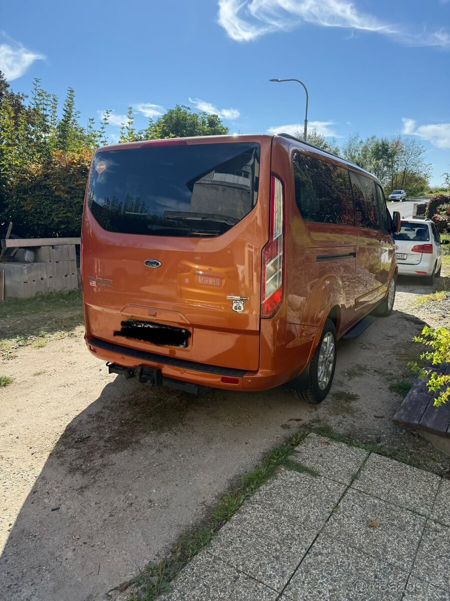ford-tourneo-custom - 1