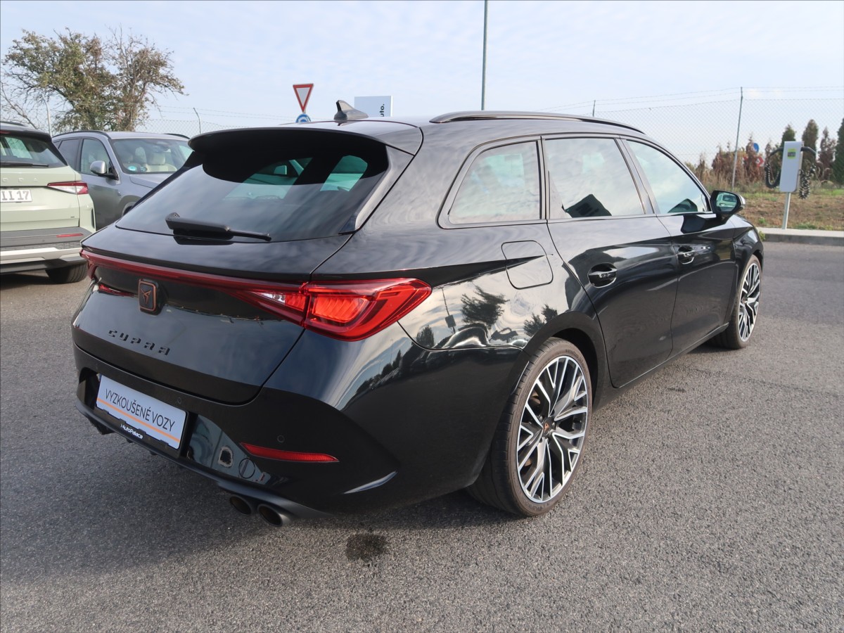 cupra-leon-2-0-tsi-vz-st-dsg-221kw - 1