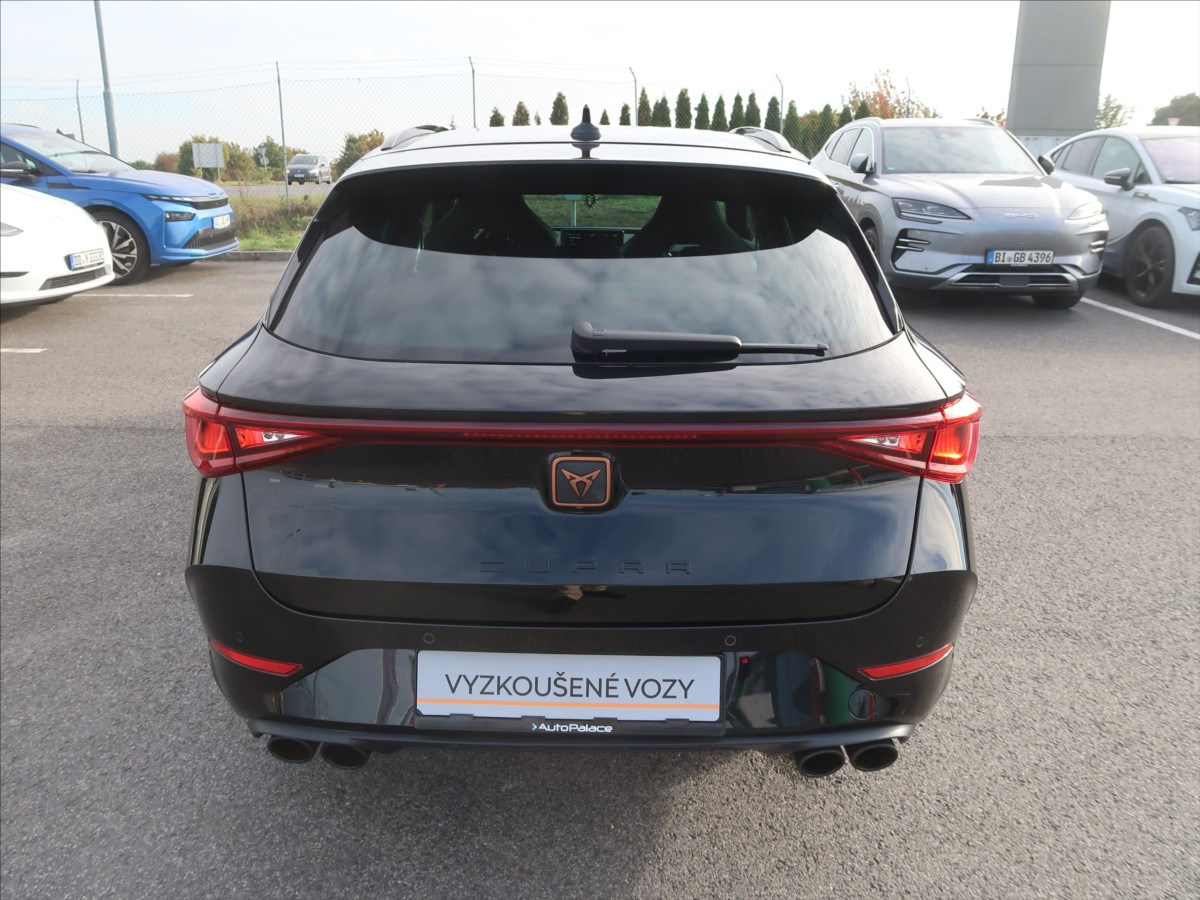 cupra-leon-2-0-tsi-vz-st-dsg-221kw - 5