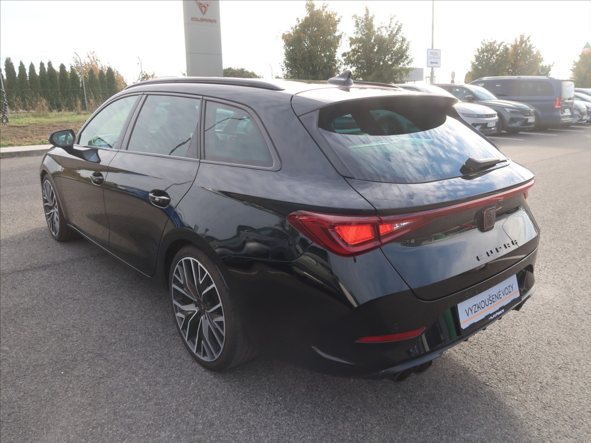 cupra-leon-2-0-tsi-vz-st-dsg-221kw - 6