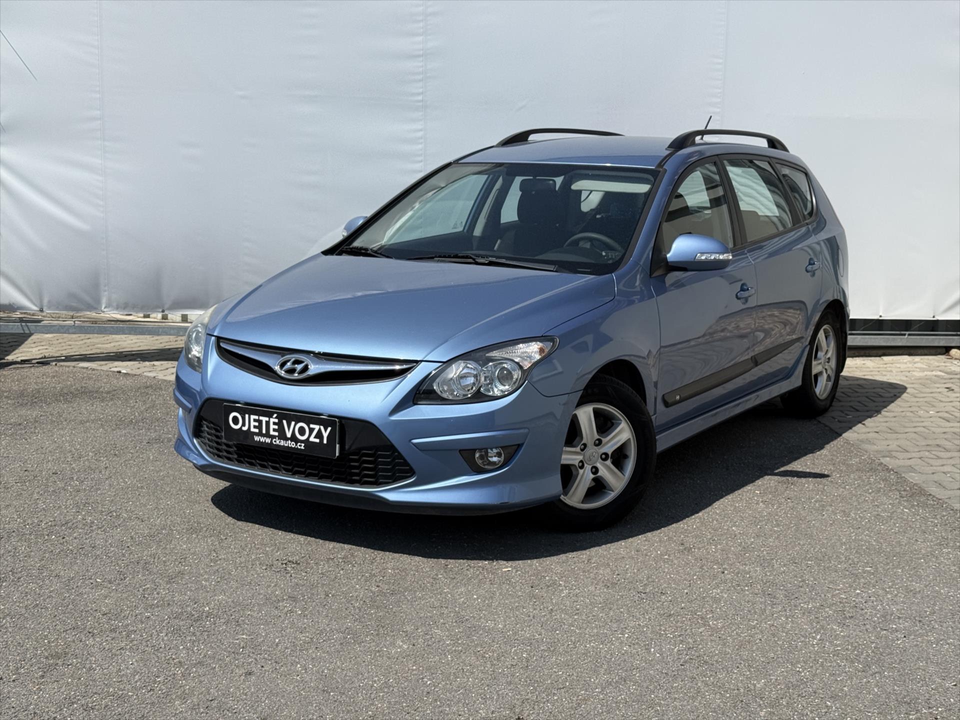 Hyundai i30 1,4 Trikolor