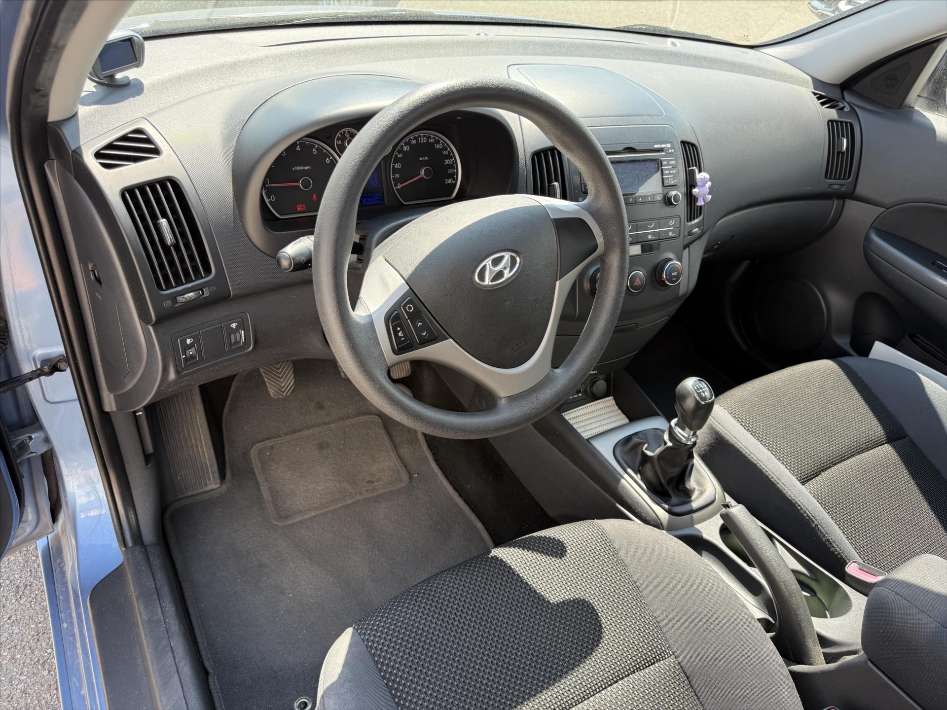 hyundai-i30-1-4-trikolor - 7