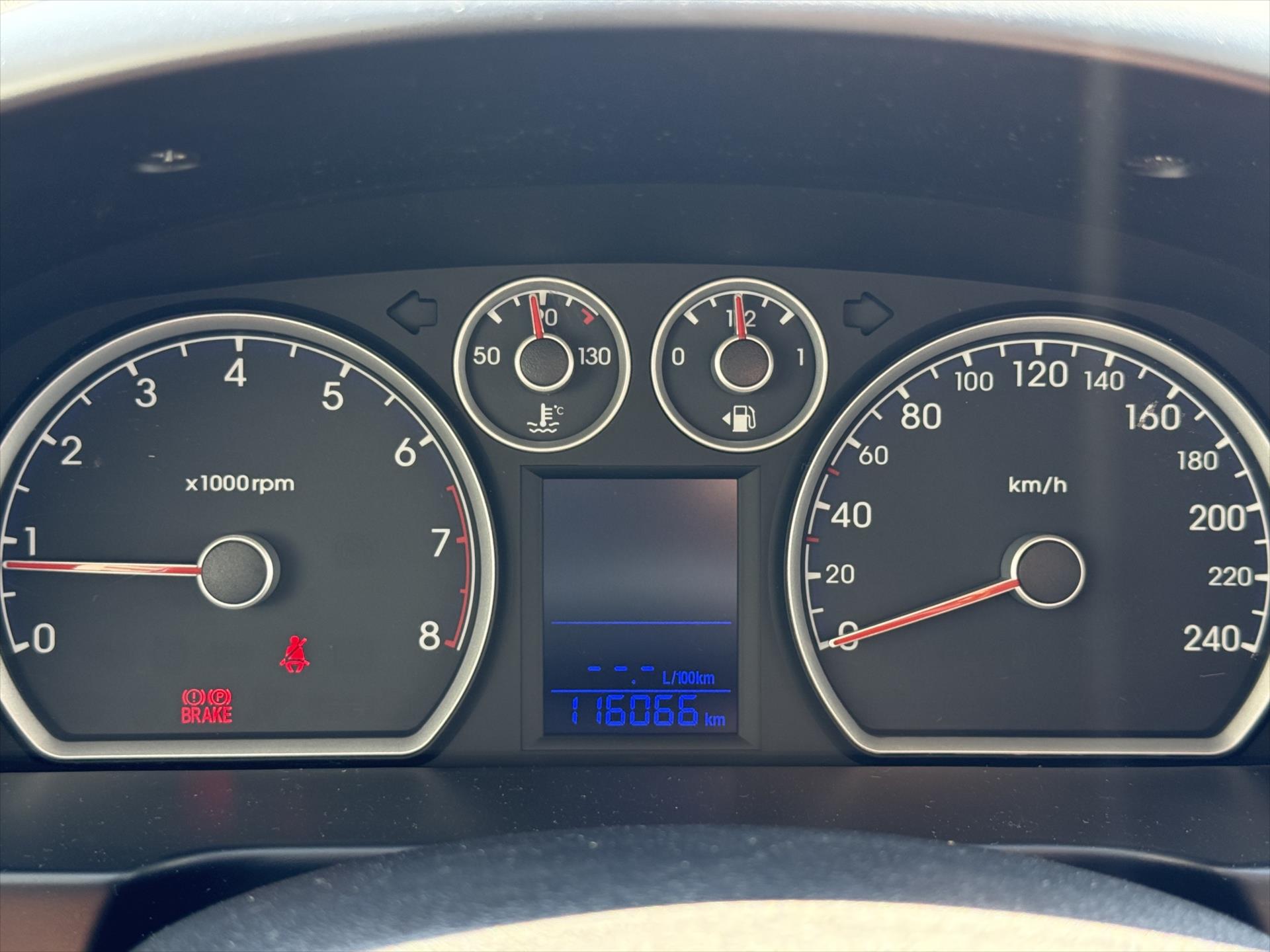 hyundai-i30-1-4-trikolor - 8