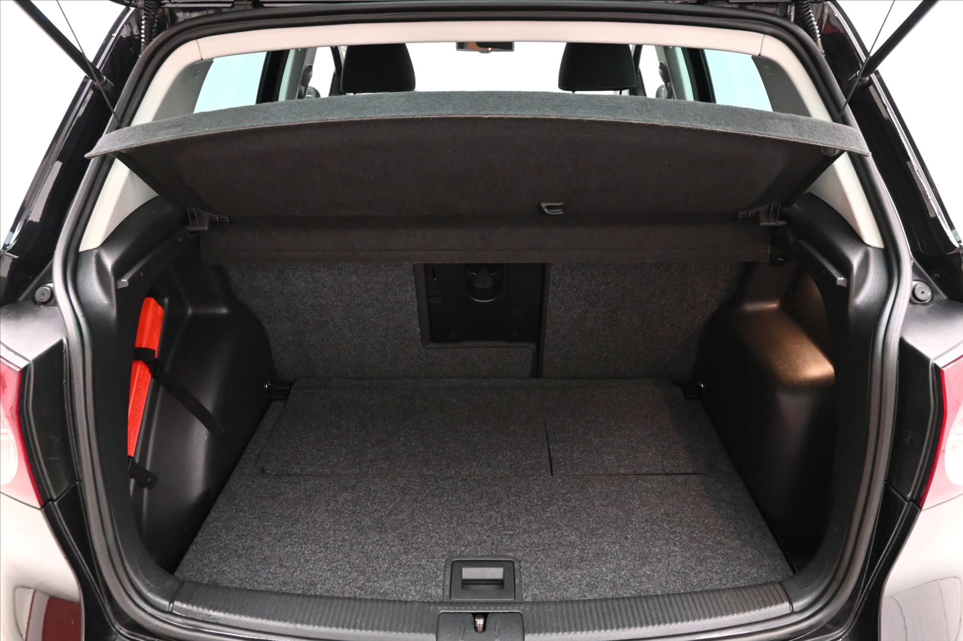 volkswagen-golf-plus-1-4-tsi-90kw-life-nova-stk - 9