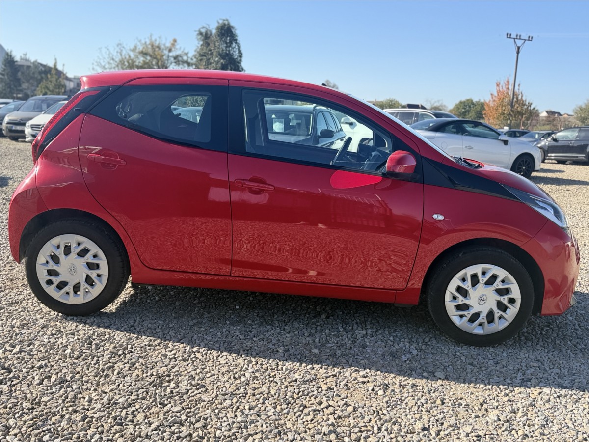 toyota-aygo-1-0-i-53kw-klima-33-000km - 2