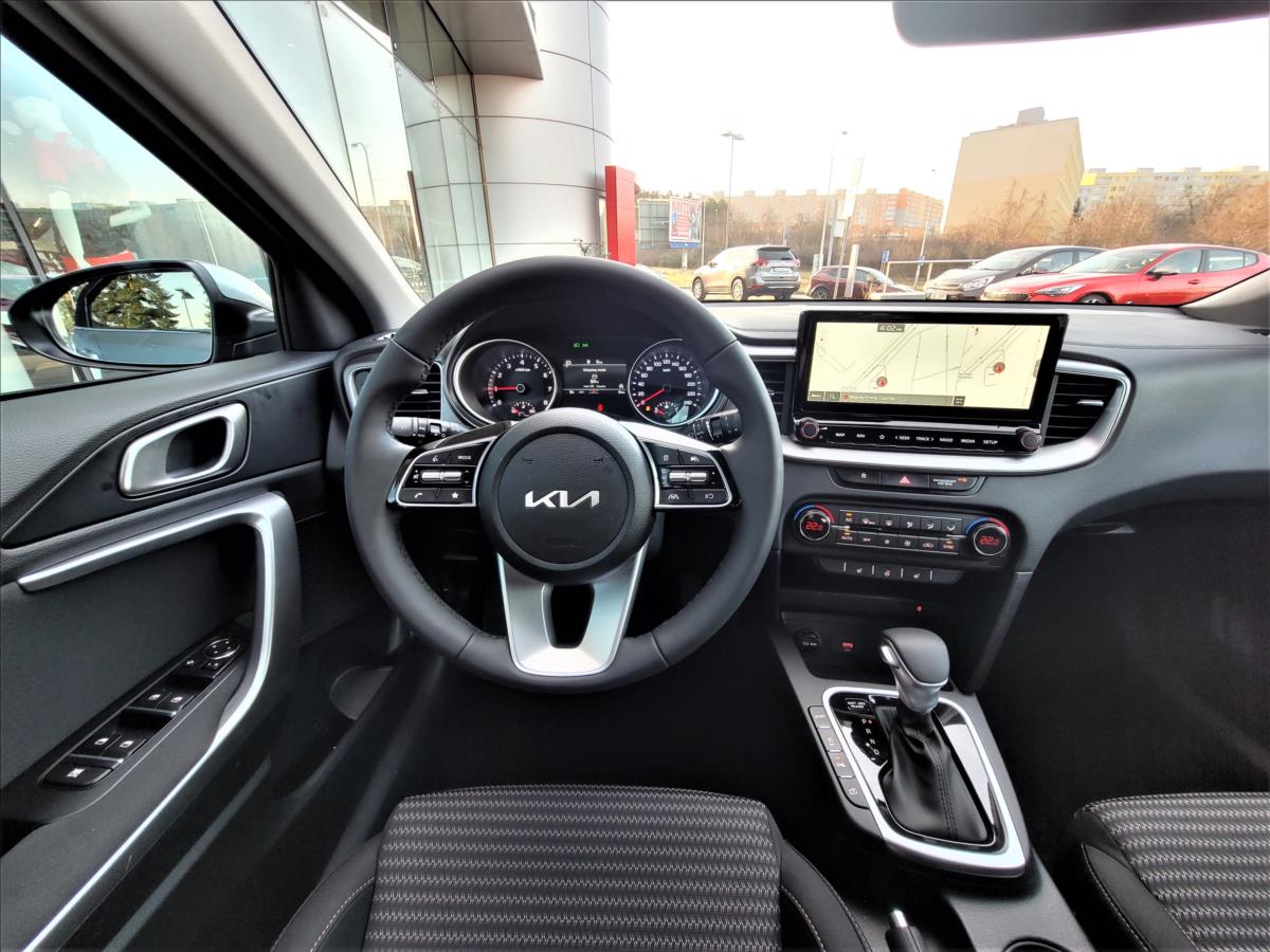 kia-ceed-1-5-paket-business-1-5-t-gdi-gpf-7dct-top - 6