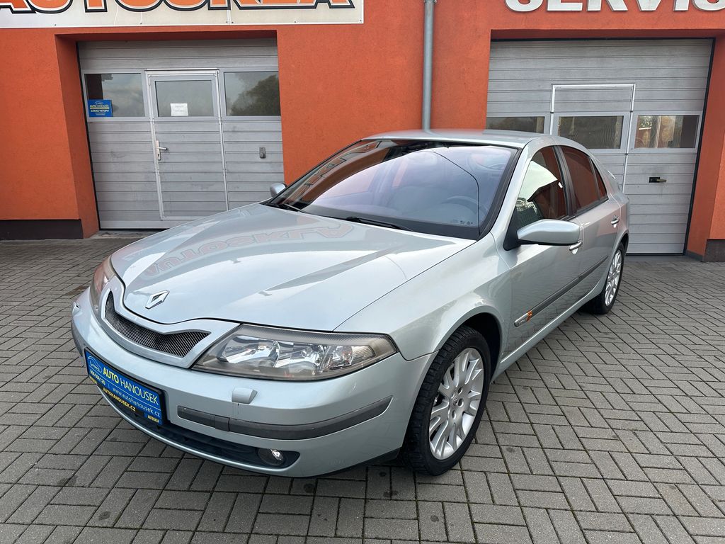 Renault Laguna 3.0i V6 152KW