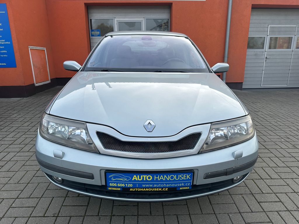 renault-laguna-3-0i-v6-152kw - 4