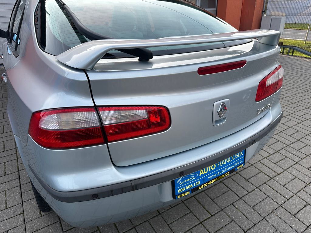 renault-laguna-3-0i-v6-152kw - 7