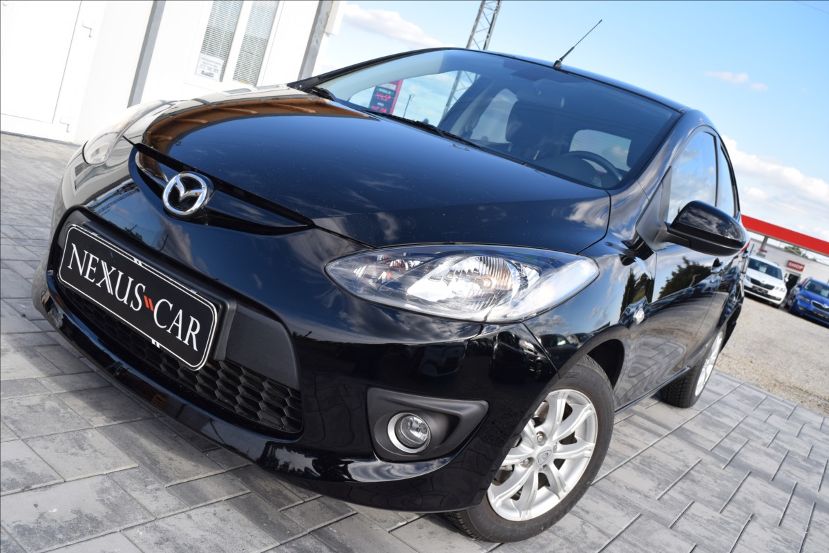 Mazda 2 1,5 MZR 76KW VÝHŘEV KLIMA