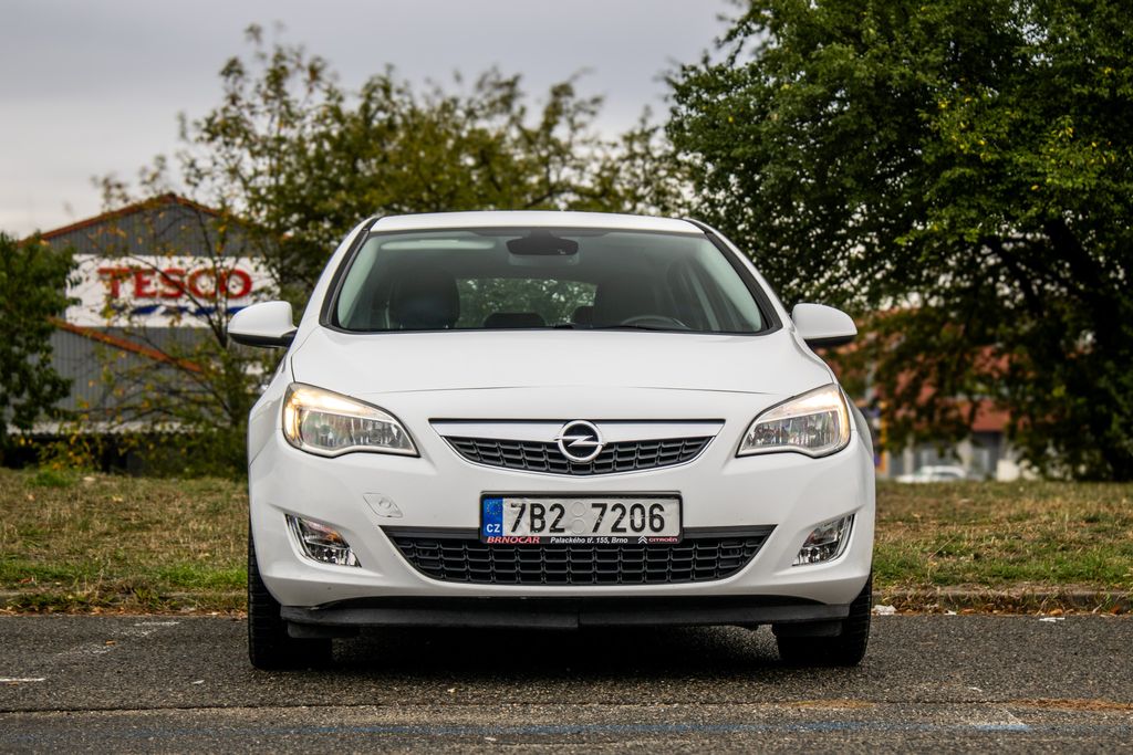 opel-astra - 1