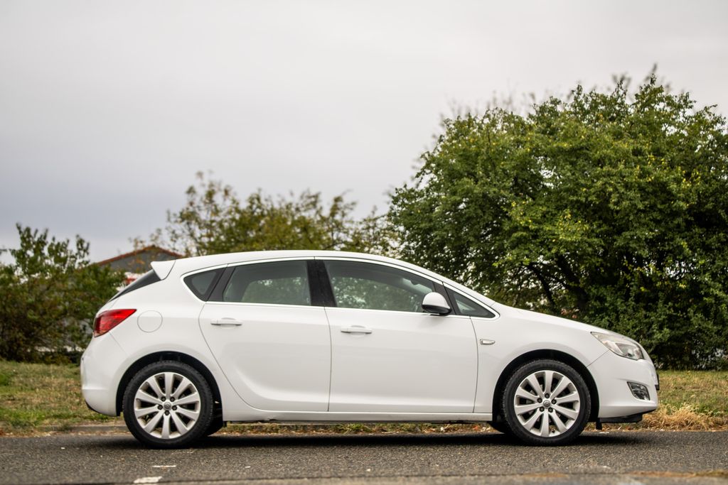 opel-astra - 3