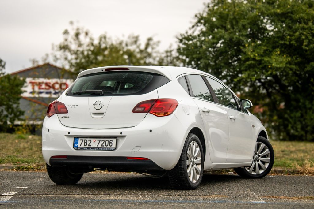 opel-astra - 4