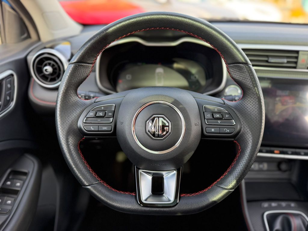mg-zs-1-0tgi-man6-elegance - 1