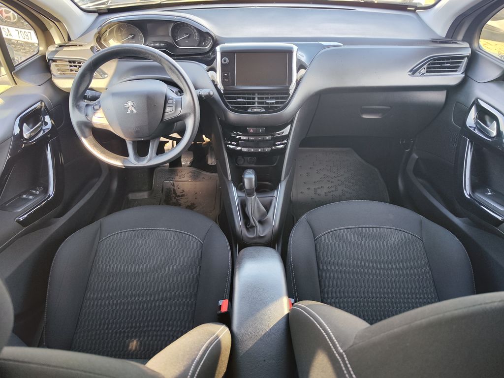 peugeot-208-1-2-puretech-60kw-active - 9