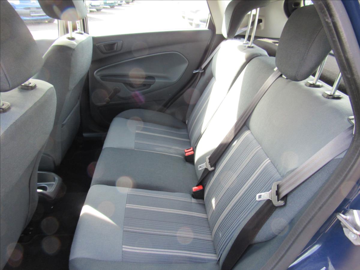 ford-fiesta-1-3-i-60kw - 9