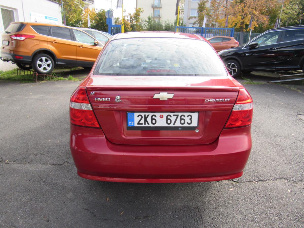 chevrolet-aveo-1-2-i-53kw-sedan-1-majitel - 4