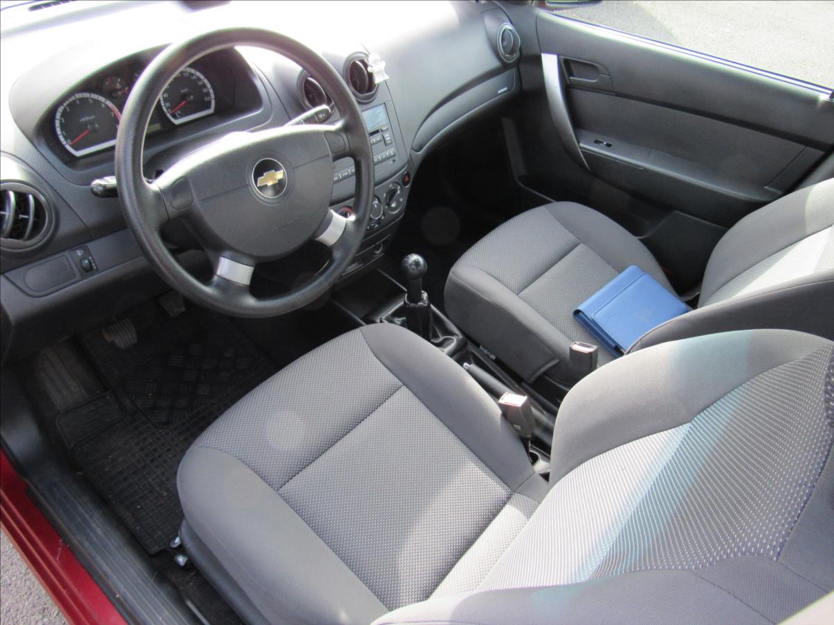 chevrolet-aveo-1-2-i-53kw-sedan-1-majitel - 8