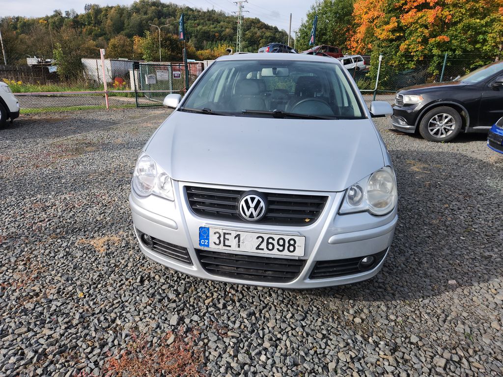 volkswagen-polo-1-2i - 1