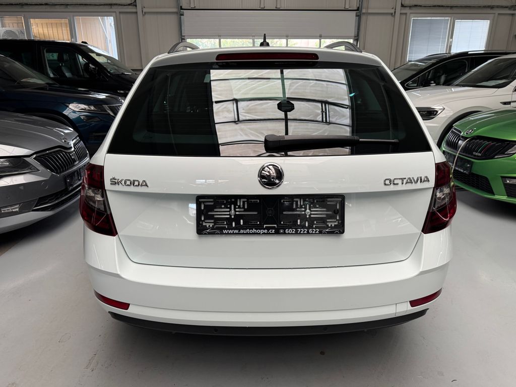 skoda-octavia-combi-1-5-tsi-ambition-clever - 4
